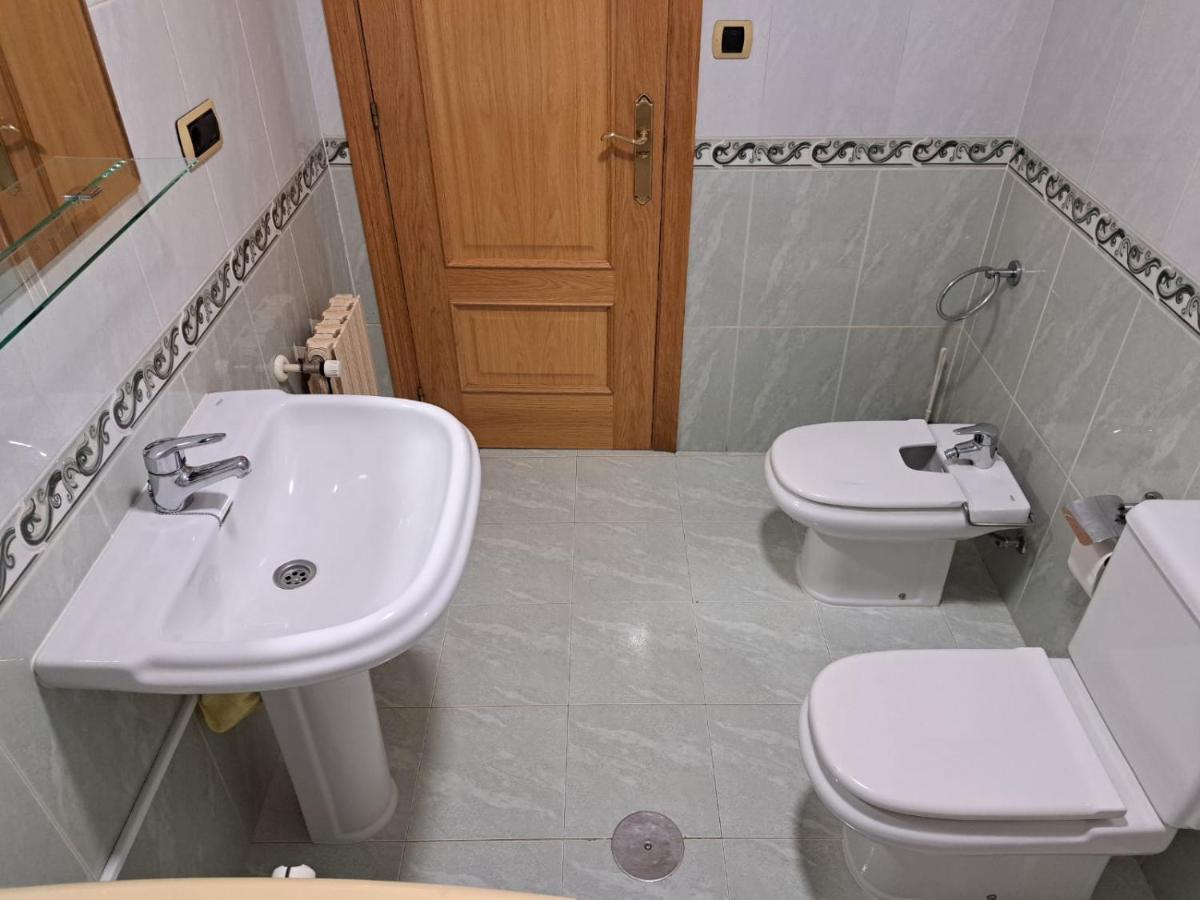 Ferienwohnung Piso Millenium Ourense Exterior foto