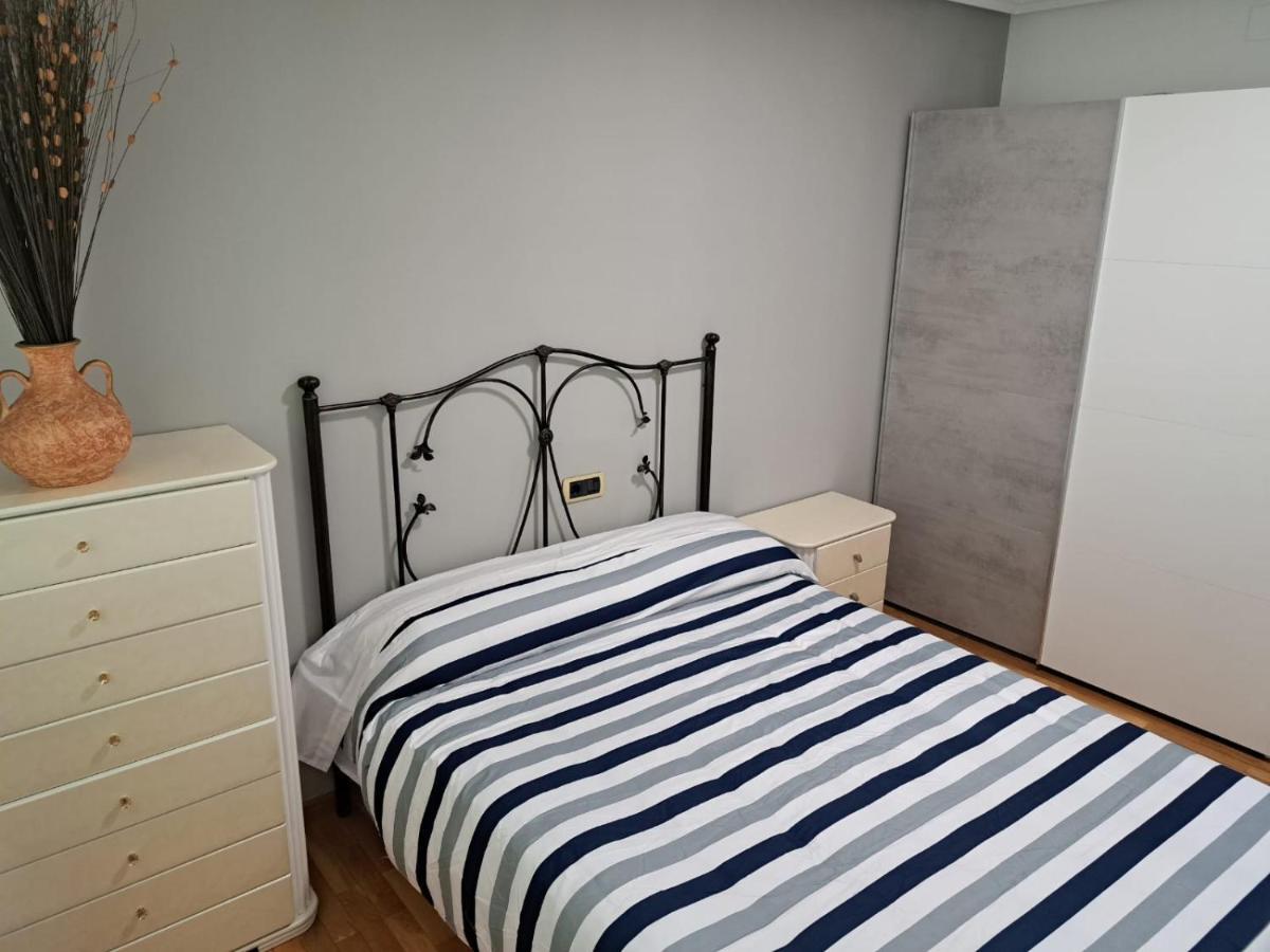Ferienwohnung Piso Millenium Ourense Exterior foto